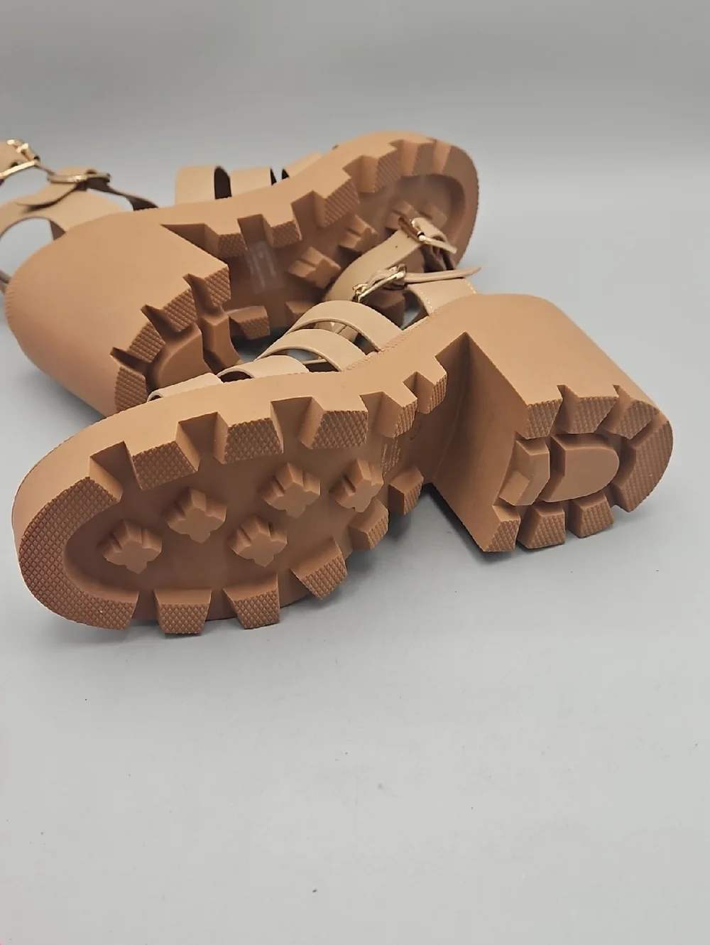 Steve Madden Cosmic tan platform sandals Women 9.5 Wedge